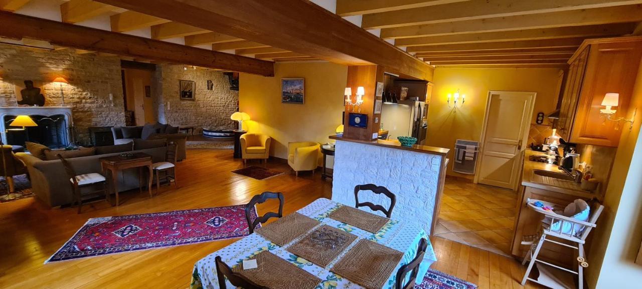 Le Moulin De Mansle Βίλα Εξωτερικό φωτογραφία